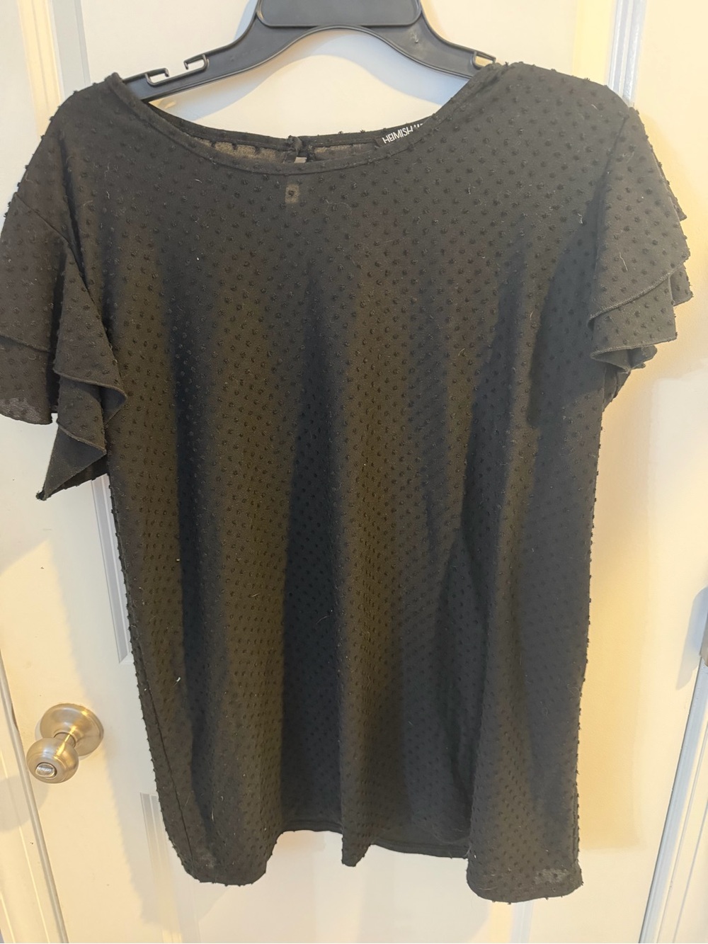 HEIMISH USA Black Textured Ruffle Sleeve Tee